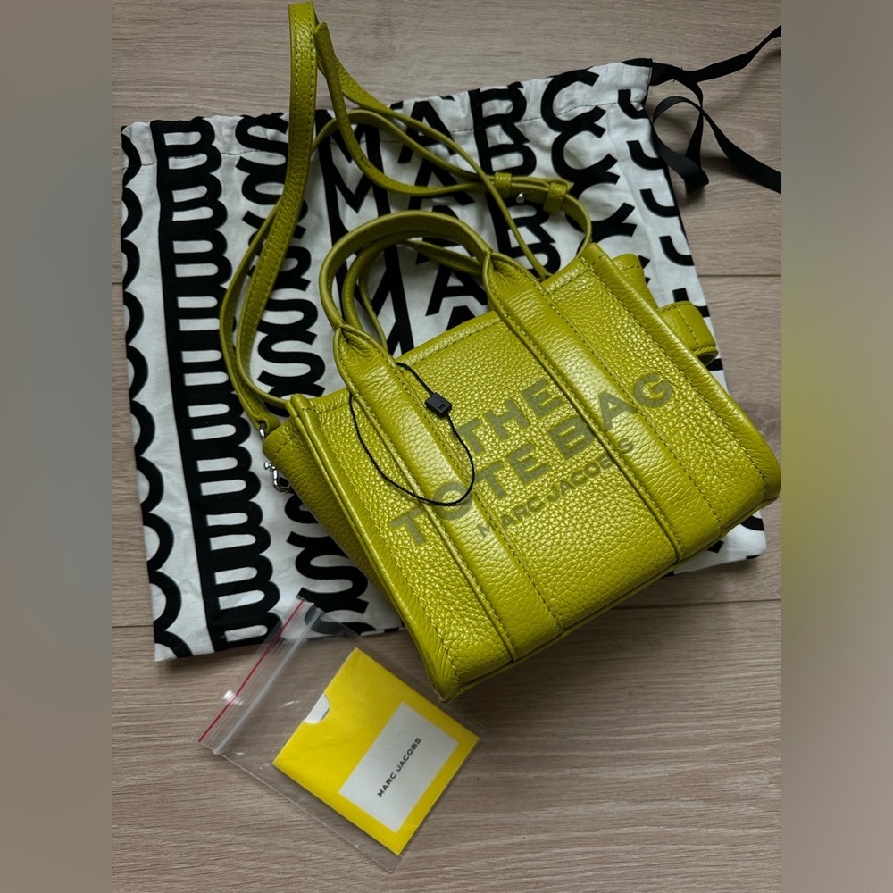 MARC JACOBS Grained Calfskin Leather Mini The Tote Bag Citronella RARE NEW